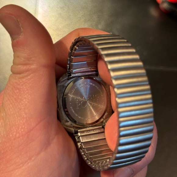 Vintage Winnie the Pooh watch, needs battery - Picture 4 of 4